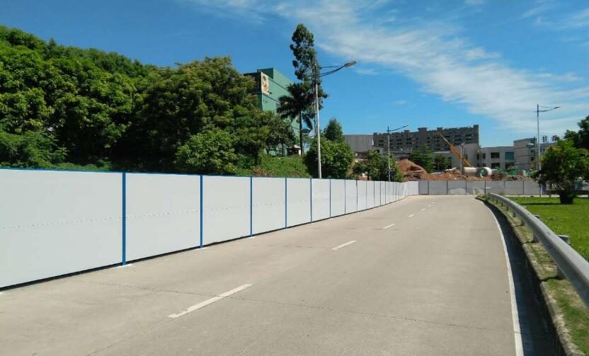 為什么說(shuō)PVC圍擋比磚砌圍擋墻要好看