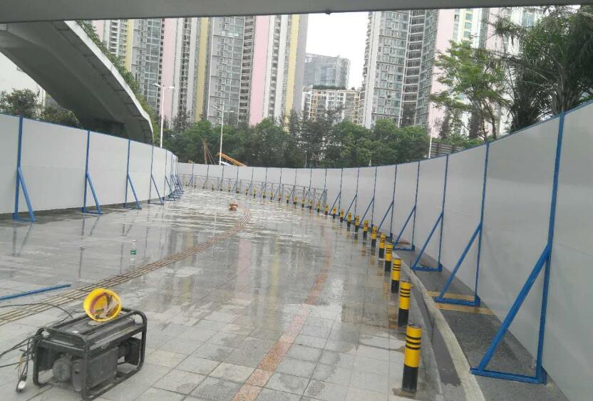 PVC圍擋廠家：PVC護(hù)欄安裝步驟要注意哪些問(wèn)題